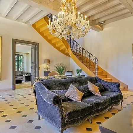 Chateau De Lascoups 5* Saint-Martin-des-Combes