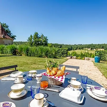Hotel Chateau De Lascoups Saint-Martin-des-Combes (Dordogne)